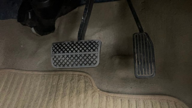 Second-hand 2016 Honda Brio VX AT for sale in Pune-14