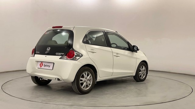 Second-hand 2016 Honda Brio VX AT for sale in Pune-3