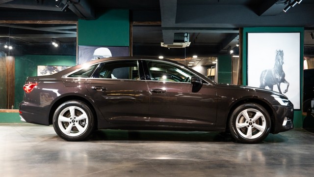 Second-hand 2025 Audi A6 45 TFSI Premium Plus for sale in New Delhi-1