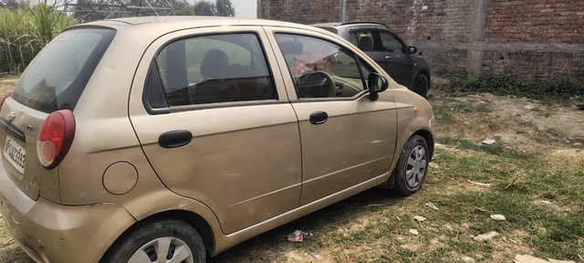 Second-hand 2010 Chevrolet Spark 1.0 for sale in Azamgarh-2