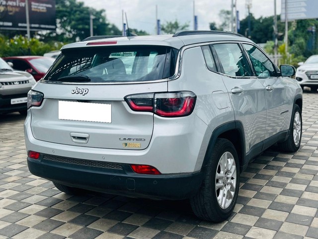 Second-hand 2017 Jeep Compass 2.0 Limited for sale in Pune-5