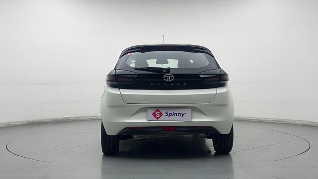 Second-hand 2022 Tata Altroz XZ Turbo for sale in New Delhi-4