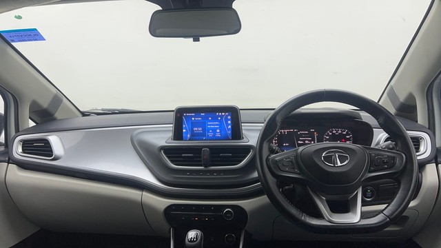 Second-hand 2022 Tata Altroz XZ Turbo for sale in New Delhi-11