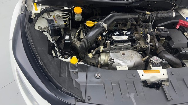 Second-hand 2022 Tata Altroz XZ Turbo for sale in New Delhi-31