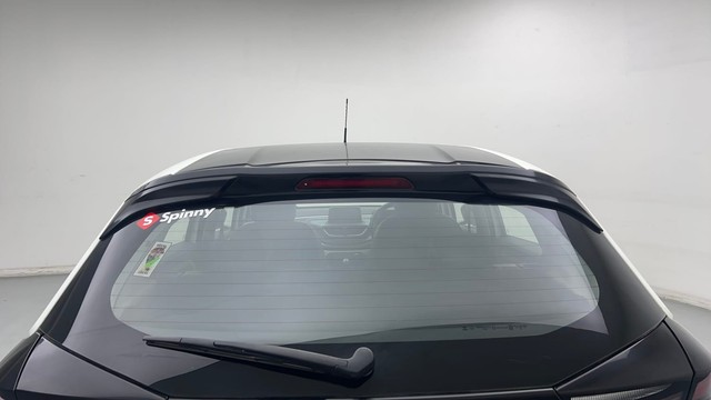 Second-hand 2022 Tata Altroz XZ Turbo for sale in New Delhi-26