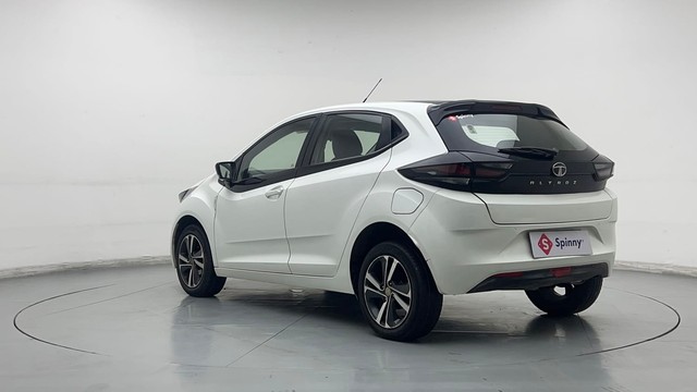 Second-hand 2022 Tata Altroz XZ Turbo for sale in New Delhi-5