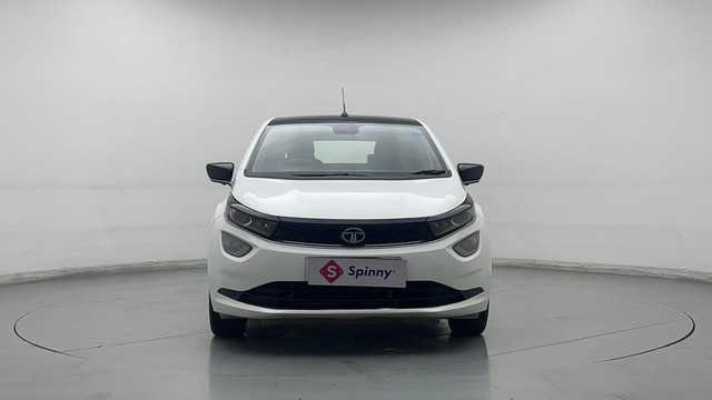 Second-hand 2022 Tata Altroz XZ Turbo for sale in New Delhi-7