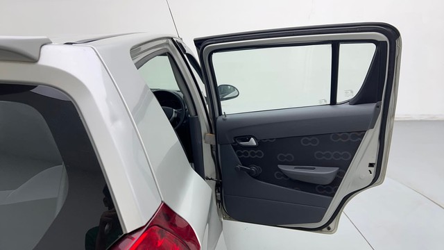 Second-hand 2014 Maruti Suzuki Alto 800 LXi for sale in New Delhi-25