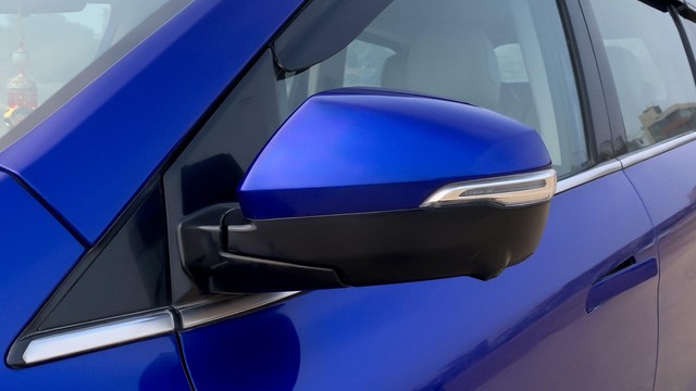 Second-hand 2023 Mahindra XUV700 AX7 7Str AT for sale in New Delhi-35