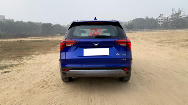 Second-hand 2023 Mahindra XUV700 AX7 7Str AT for sale in New Delhi-2