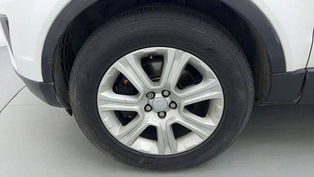 Second-hand 2018 Land Rover Range Rover Evoque 2.0 Si4 SE for sale in Gurgaon-20