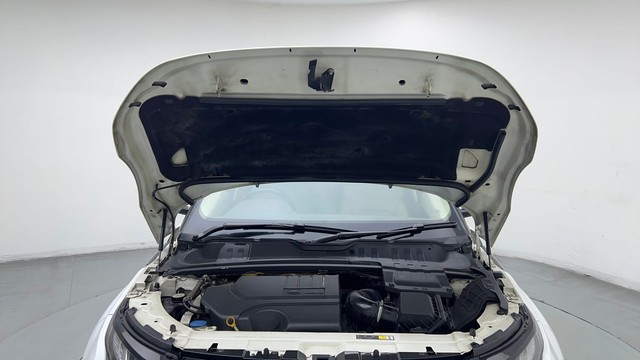 Second-hand 2018 Land Rover Range Rover Evoque 2.0 Si4 SE for sale in Gurgaon-8