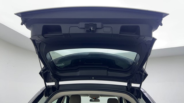 Second-hand 2018 Land Rover Range Rover Evoque 2.0 Si4 SE for sale in Gurgaon-24