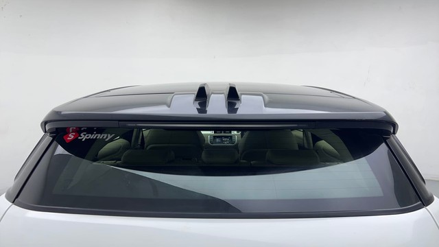 Second-hand 2018 Land Rover Range Rover Evoque 2.0 Si4 SE for sale in Gurgaon-33