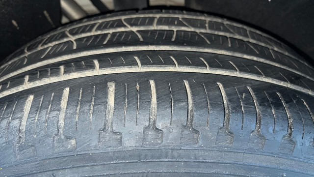 Second-hand 2018 Land Rover Range Rover Evoque 2.0 Si4 SE for sale in Gurgaon-39