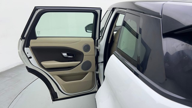 Second-hand 2018 Land Rover Range Rover Evoque 2.0 Si4 SE for sale in Gurgaon-31