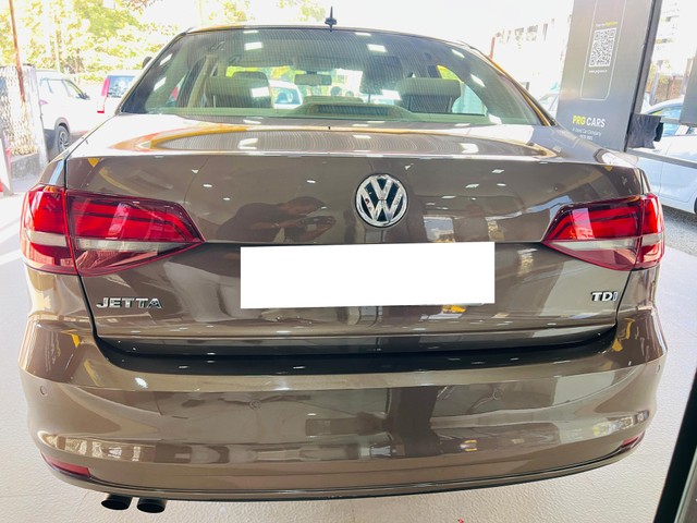 Second-hand 2015 Volkswagen Jetta 2.0L TDI Highline AT for sale in Nagpur-2