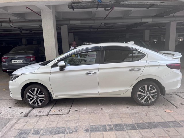 Second-hand 2022 Honda City ZX MT for sale in North 24 Parganas-2