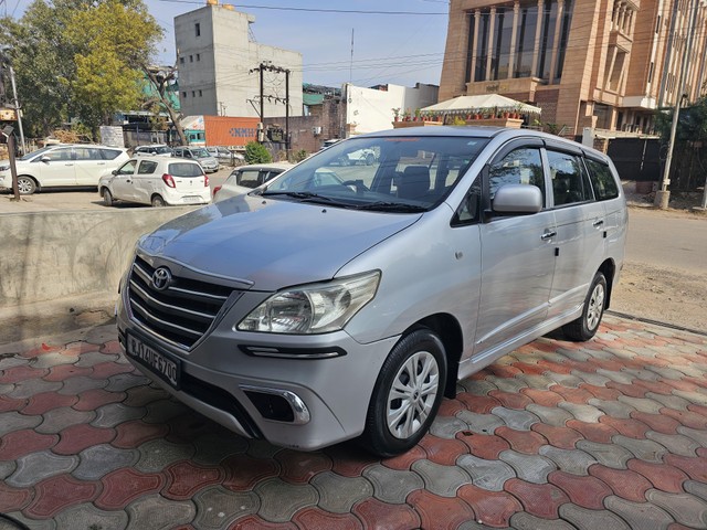 Second-hand 2014 Toyota Innova 2.5 G (Diesel) 7 Seater for sale in Jodhpur-1