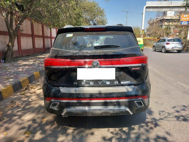 MG Hector Plus 1.5 Turbo Savvy Pro CVT 7 Str BSVI Second-hand 2023 MG Hector Plus 1.5 Turbo Savvy Pro CVT 7 Str BSVI for sale in New Delhi-1