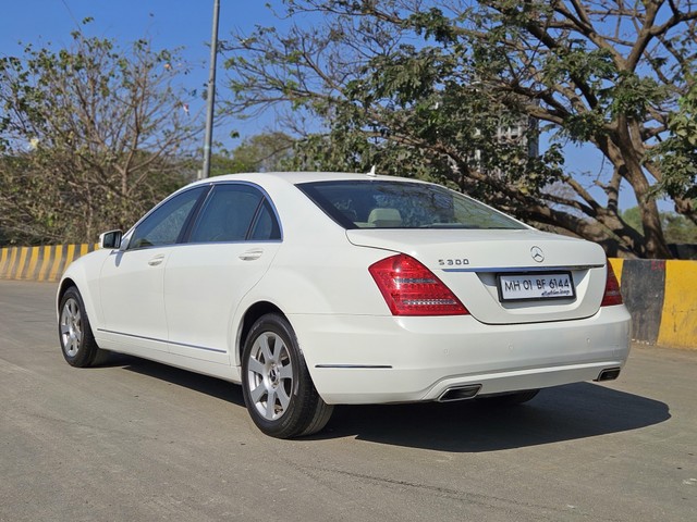 Second-hand 2012 Mercedes-Benz S-Class S 300 for sale in Mumbai-9