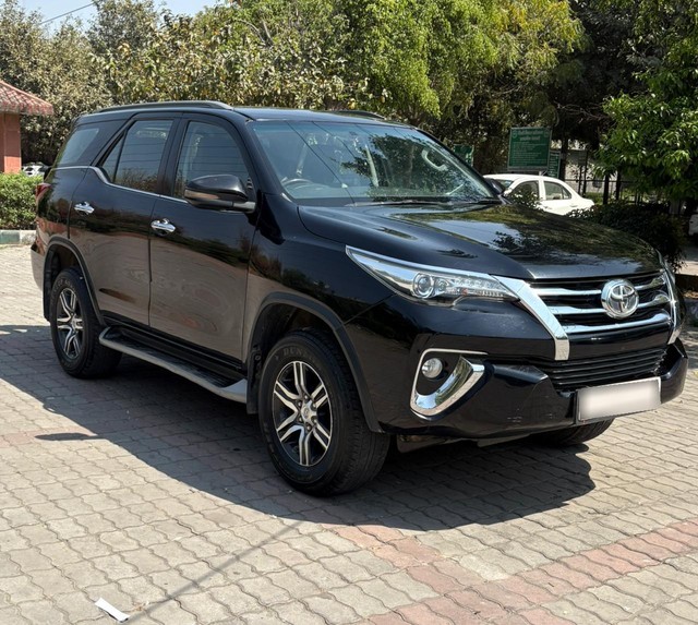 Toyota Fortuner 2.7 2WD MT BSIV Second-hand 2017 Toyota Fortuner 2.7 2WD MT BSIV for sale in New Delhi-6