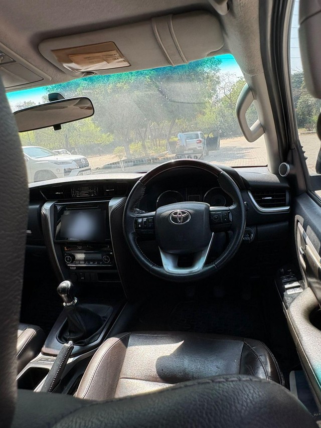 Toyota Fortuner 2.7 2WD MT BSIV Second-hand 2017 Toyota Fortuner 2.7 2WD MT BSIV for sale in New Delhi-7