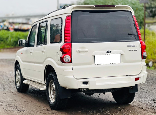 Second-hand 2014 Mahindra Scorpio S4 9 Seater for sale in Pune-7