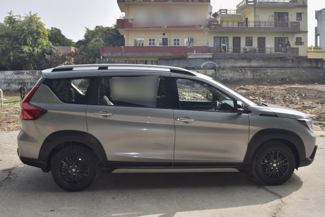 Second-hand 2022 Maruti Suzuki XL6 Zeta AT for sale in Gurgaon-1