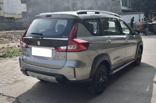 Second-hand 2022 Maruti Suzuki XL6 Zeta AT for sale in Gurgaon-10