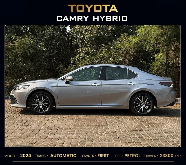 Second-hand 2024 Toyota Camry 2.5 Hybrid for sale in New Delhi-7