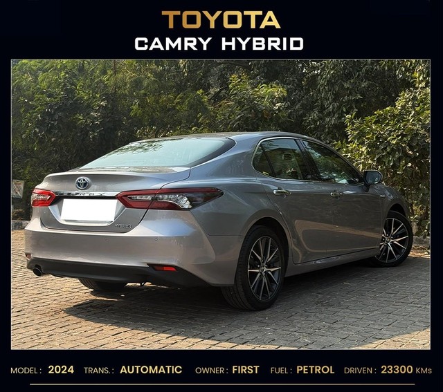 Second-hand 2024 Toyota Camry 2.5 Hybrid for sale in New Delhi-9