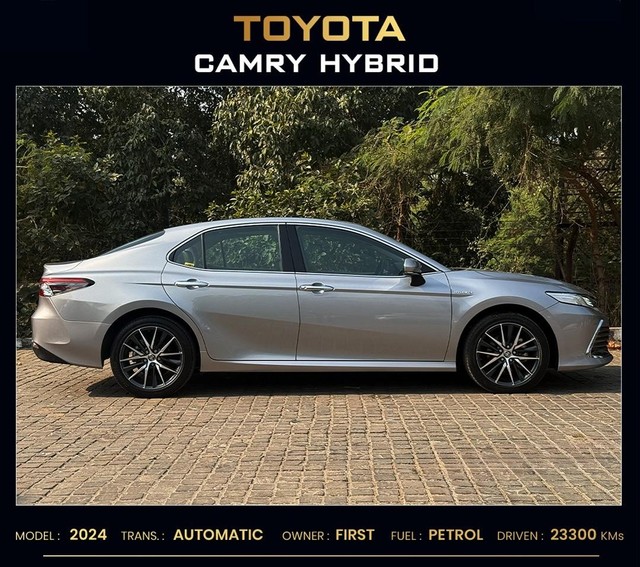 Second-hand 2024 Toyota Camry 2.5 Hybrid for sale in New Delhi-4