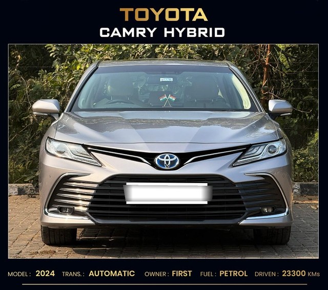 Second-hand 2024 Toyota Camry 2.5 Hybrid for sale in New Delhi-3