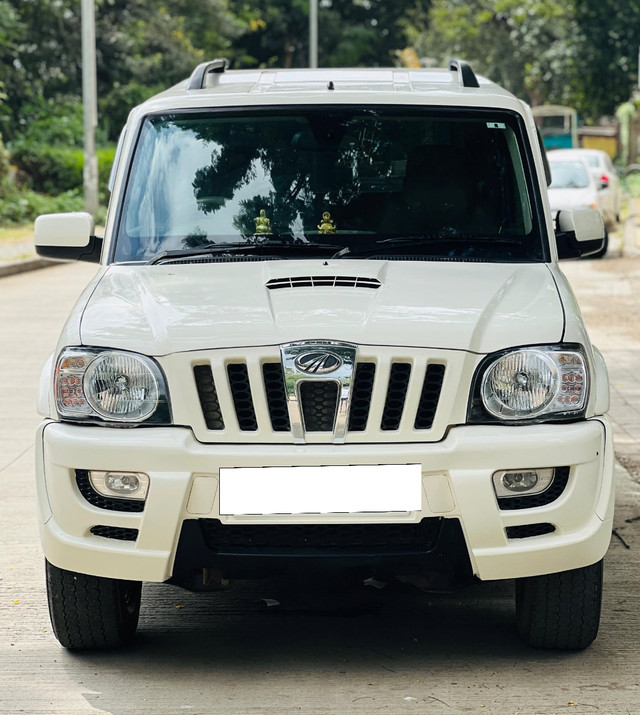 Second-hand 2014 Mahindra Scorpio EX for sale in Pune-3