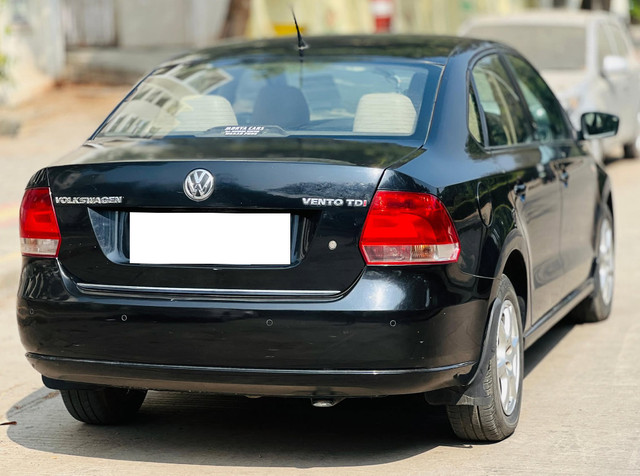 Second-hand 2013 Volkswagen Vento Konekt Petrol Highline for sale in Pune-5