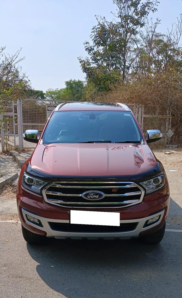 Second-hand 2019 Ford Endeavour 2.2 Titanium AT 4X2 for sale in Bangalore-4