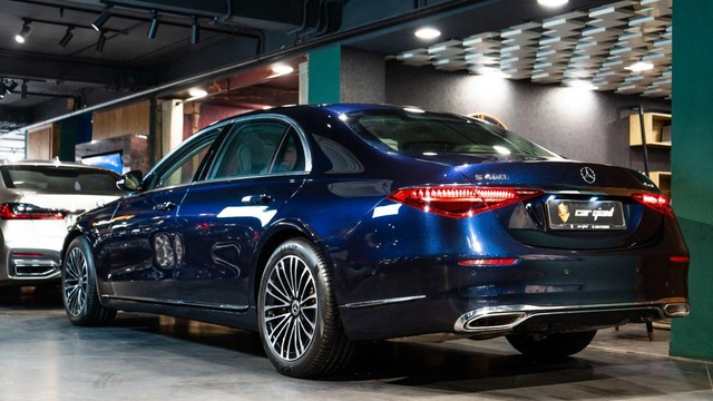 Second-hand 2022 Mercedes-Benz S-Class S450 4Matic BSVI for sale in New Delhi-3