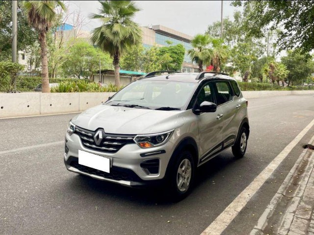 Second-hand 2022 Renault Triber RXT BSVI for sale in New Delhi-3