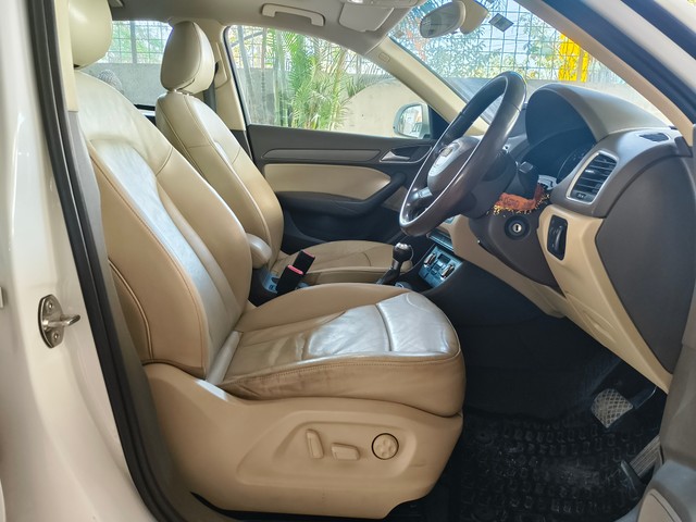 Audi Q3 35 TDI Quattro Premium Plus Second-hand 2015 Audi Q3 35 TDI Quattro Premium Plus for sale in Hyderabad-5