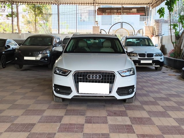 Audi Q3 35 TDI Quattro Premium Plus Second-hand 2015 Audi Q3 35 TDI Quattro Premium Plus for sale in Hyderabad-0
