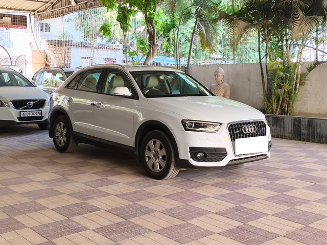Audi Q3 35 TDI Quattro Premium Plus Second-hand 2015 Audi Q3 35 TDI Quattro Premium Plus for sale in Hyderabad-1
