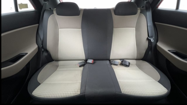 Second-hand 2019 Hyundai i20 Magna Plus for sale in Ghaziabad-24