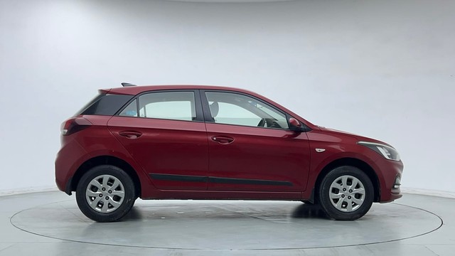 Second-hand 2019 Hyundai i20 Magna Plus for sale in Ghaziabad-2