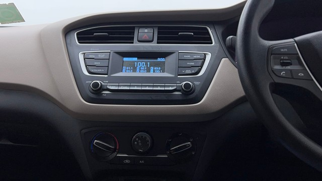 Second-hand 2019 Hyundai i20 Magna Plus for sale in Ghaziabad-27