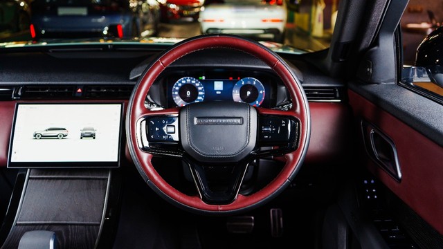 Land Rover Range Rover Velar Dynamic HSE Second-hand 2024 Land Rover Range Rover Velar Dynamic HSE for sale in New Delhi-14