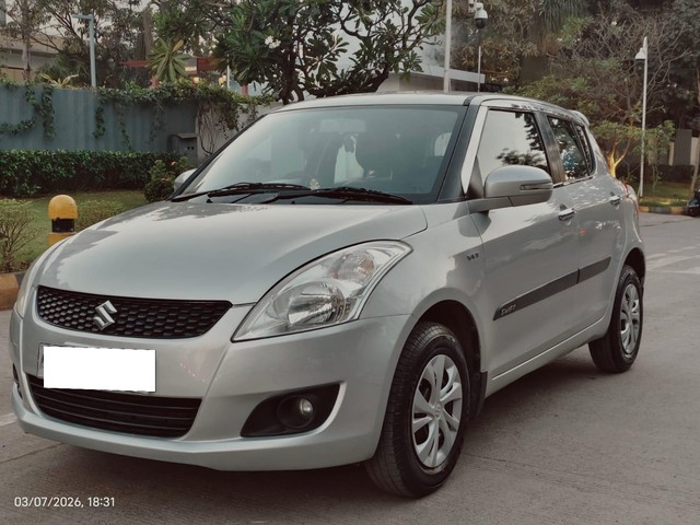 Second-hand 2013 Maruti Suzuki Swift VXI for sale in Indore-2