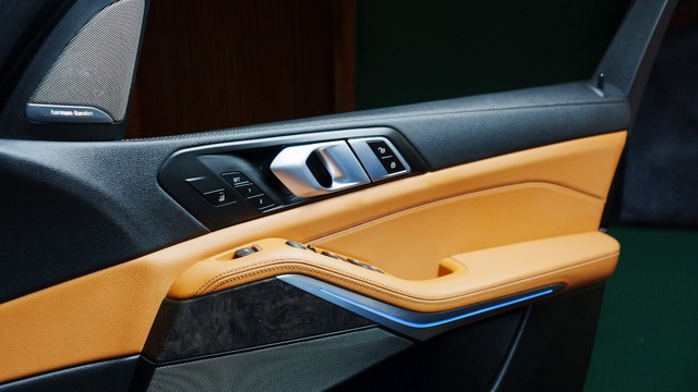 Second-hand 2022 BMW X5 xDrive 40i M Sport for sale in New Delhi-14