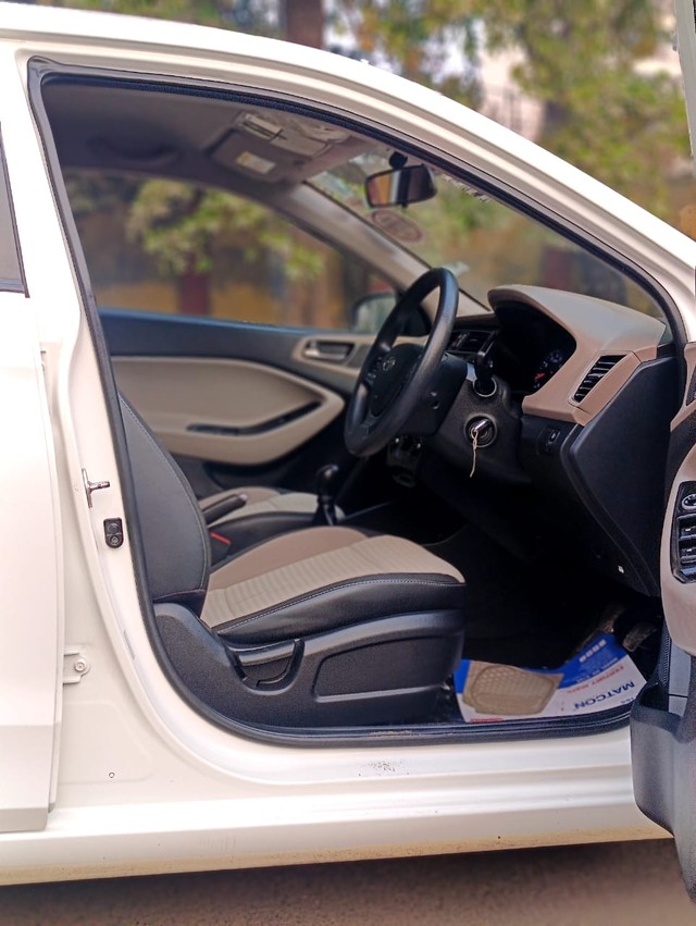 Second-hand 2019 Hyundai i20 Magna Plus BSIV for sale in New Delhi-15