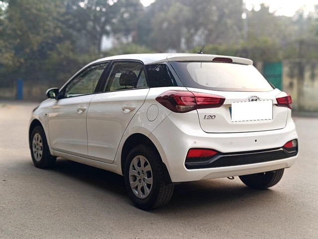 Second-hand 2019 Hyundai i20 Magna Plus BSIV for sale in New Delhi-3